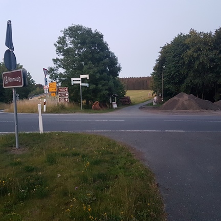 Kreuzung Naturparkzentrum